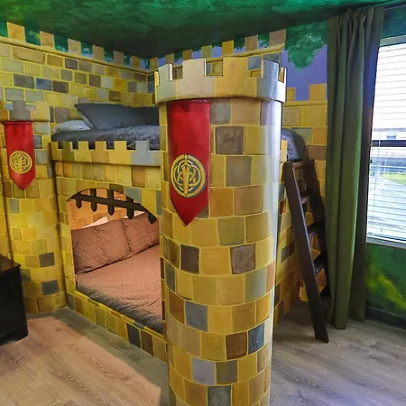 Pixar Paradise Pool & Spa Sleeps 20 Near Disney